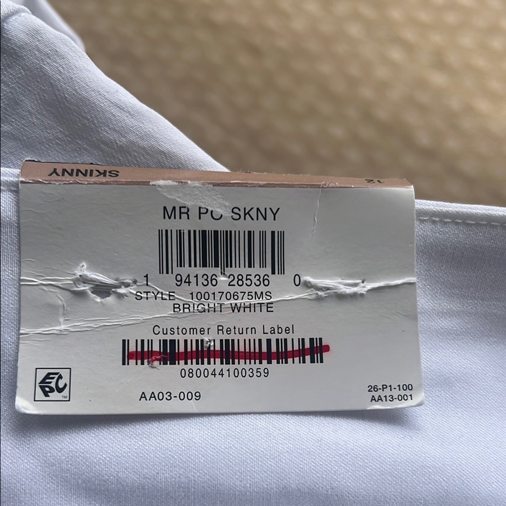 🆕 I.N.C. International Concepts White Women's Skinny Pants - Size 12 - Picture 9 of 10